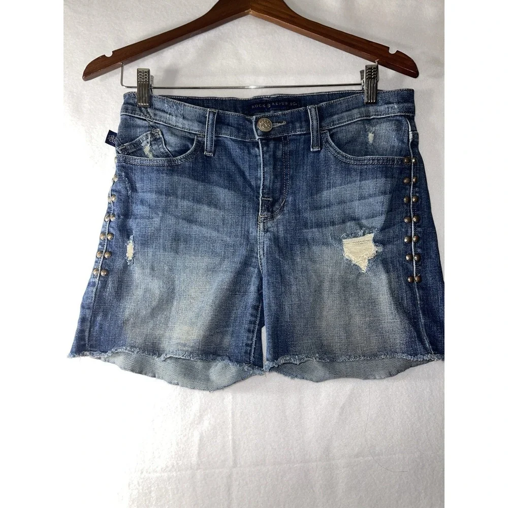 Rock Republic Bumpershoot Distressed Studded  Jean‎ Shorts Womens 6